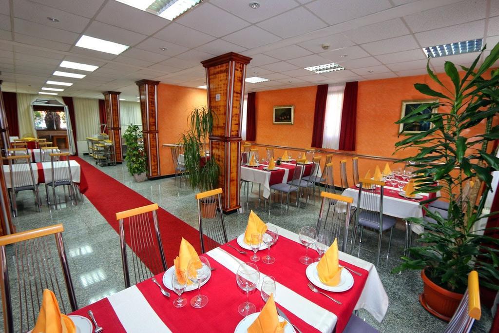 Hotel Podostrog Μπούντβα Εξωτερικό φωτογραφία